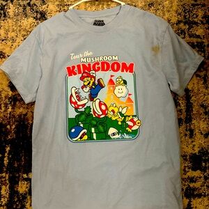 Super Mario T-shirt Size L